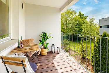 Haar: Attractive, furnished 2-room apartment with south-facing loggia - available