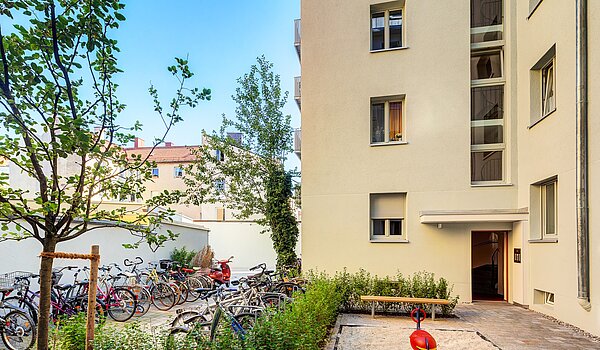 Apartment with 2 room | München-Maxvorstadt | 70398 | Ruhiger Innenhof