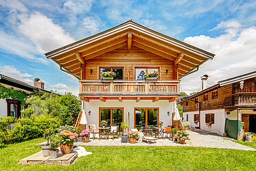 Kreuth am Tegernsee: Unique gem – idyllic country house with unobstructable mountain view