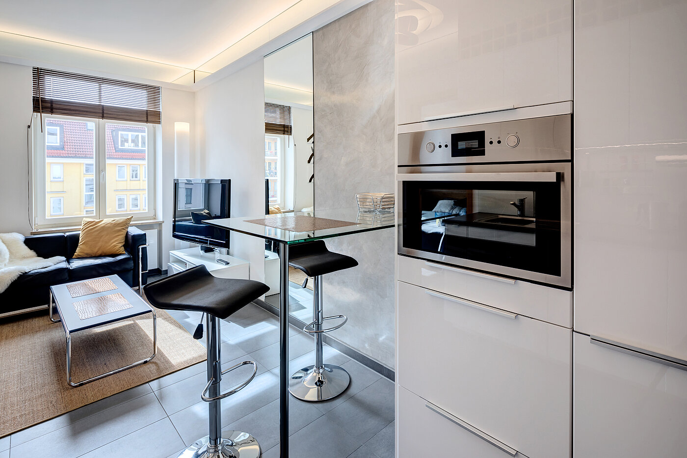 Apartment with 2 room | München-Au | 70387 | Wohnen/Kochen