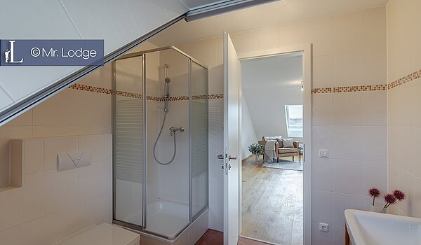 Apartment with 5 room | München-Trudering | 1902ML4