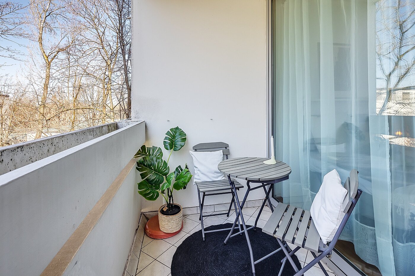 Apartment with 1 room | München-Bogenhausen | 2103ML6 | Ein schönes Eck im Freien