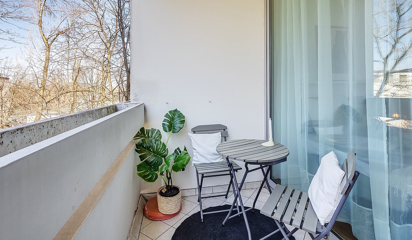 Apartment with 1 room | München-Bogenhausen | 2103ML6 | Ein schönes Eck im Freien