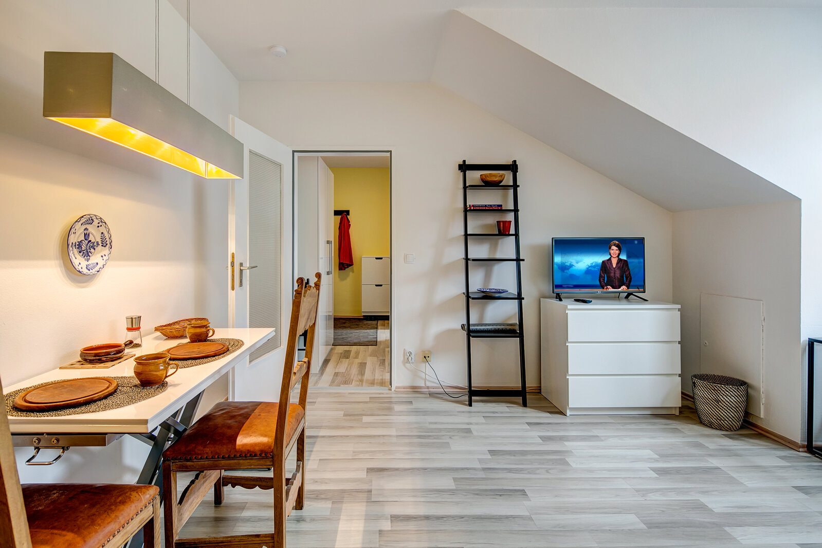 Attic apartment in central Isarvorstadt - Photo 5