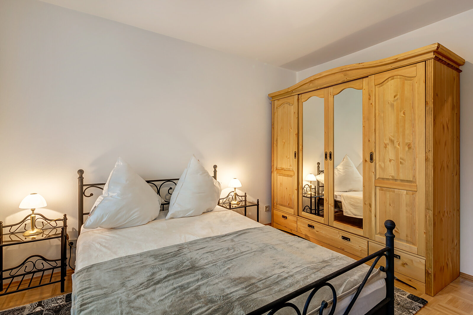 Furnished 2-room city apartment near U3/U6 - Foto 5