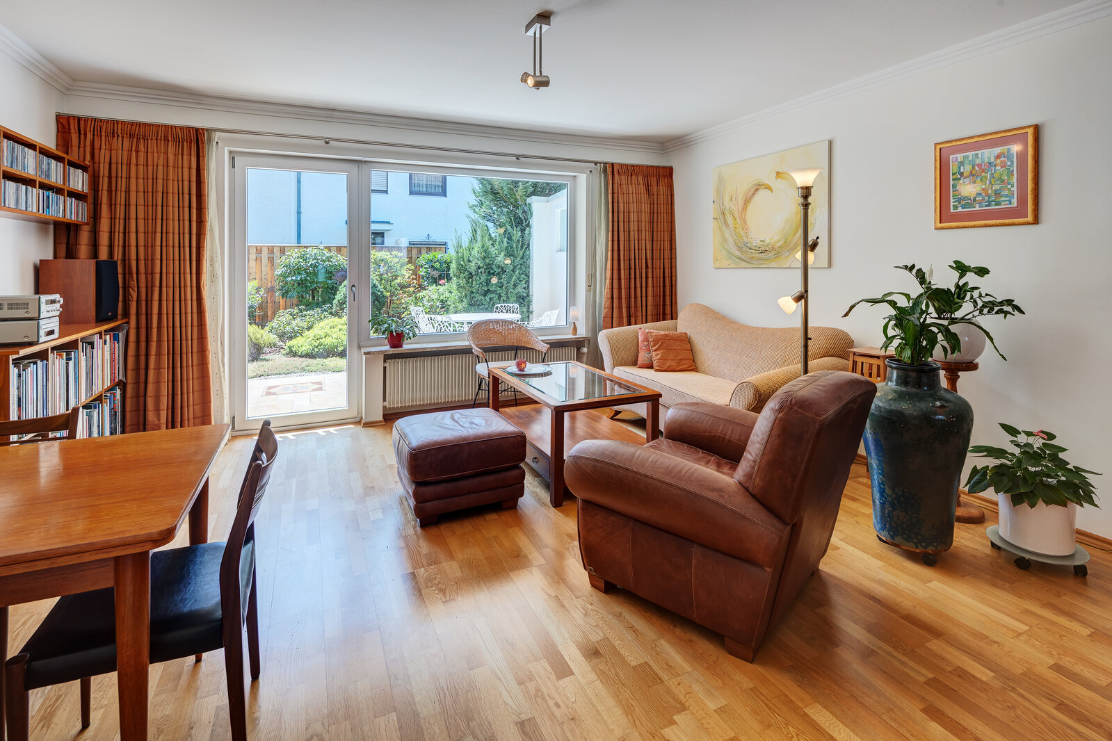 4-room terraced house with terrace, garden and modern furnishings - Foto 4