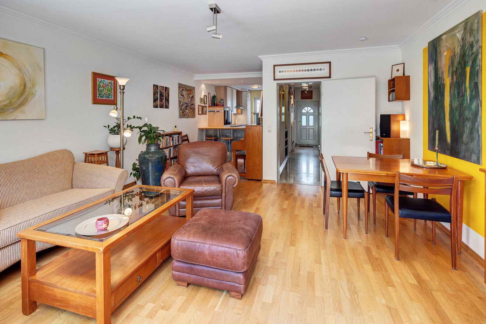 4-room terraced house with terrace, garden and modern furnishings - Foto 3