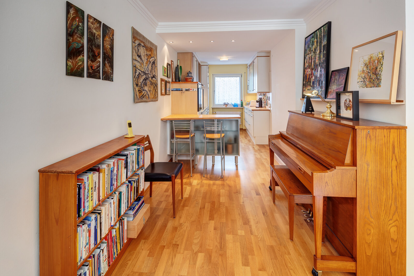 4-room terraced house with terrace, garden and modern furnishings - Foto 1