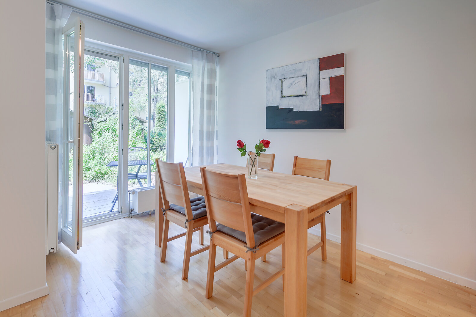 Beautiful apartment with garden and terrace - Photo 4