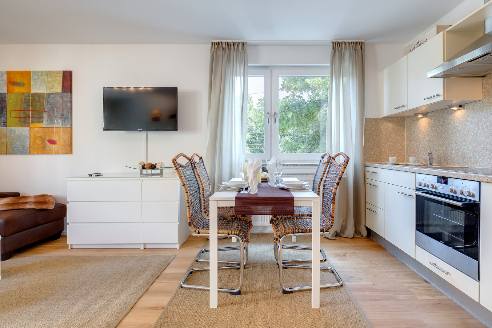 Bright and modern apartment in Neuhausen for rent - Foto 4