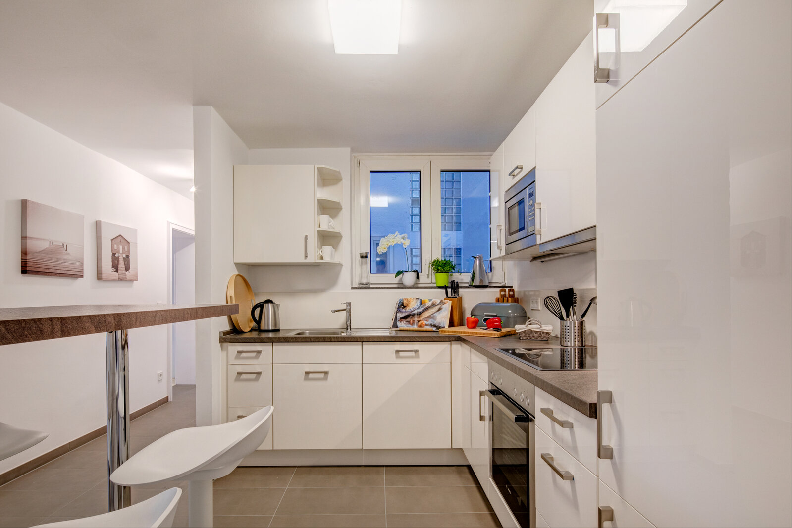 High-quality furnished 4-room apartment near Bonner Platz - Foto 3