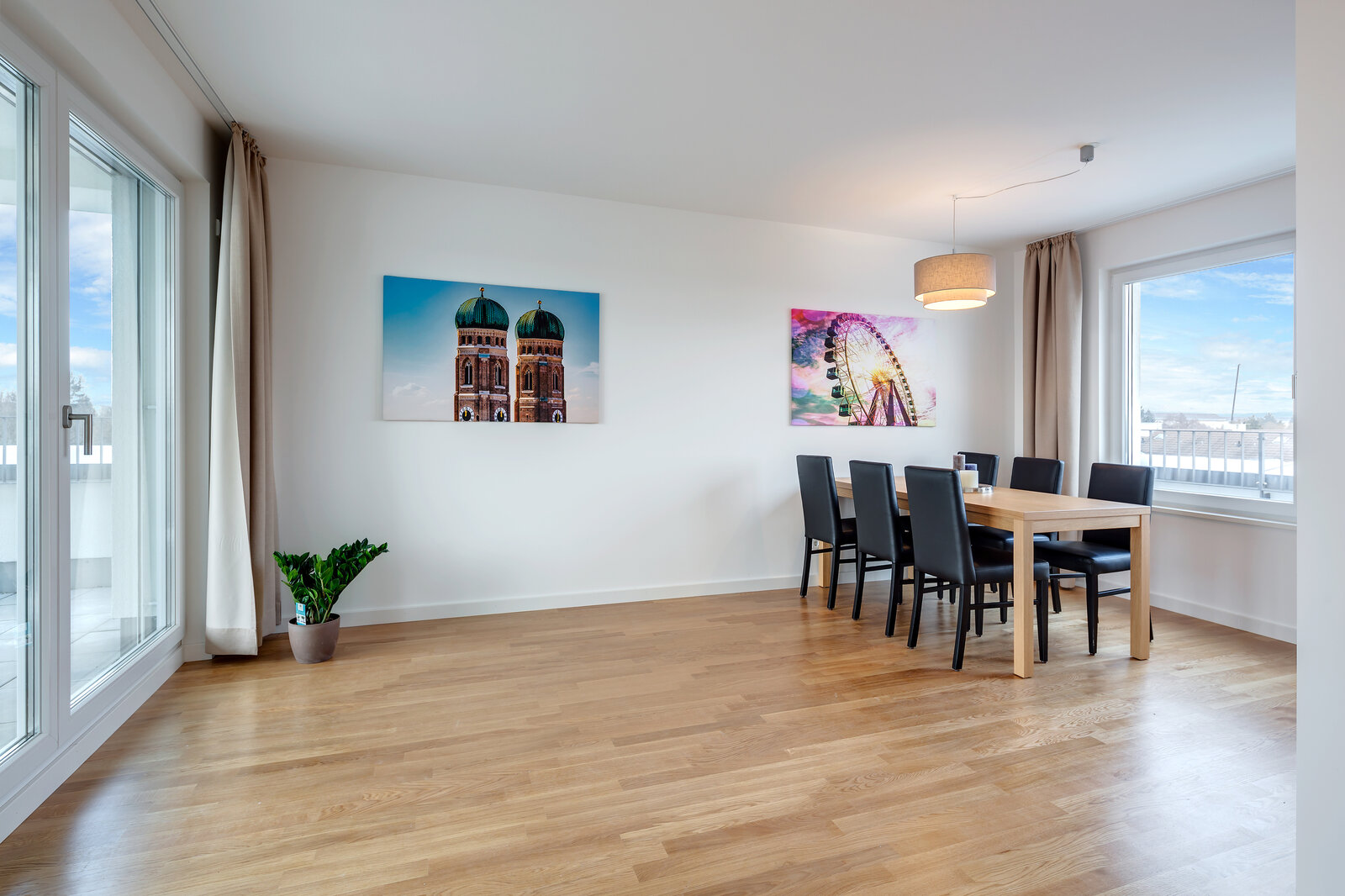 High-quality attic apartment with roof terrace - Photo 3