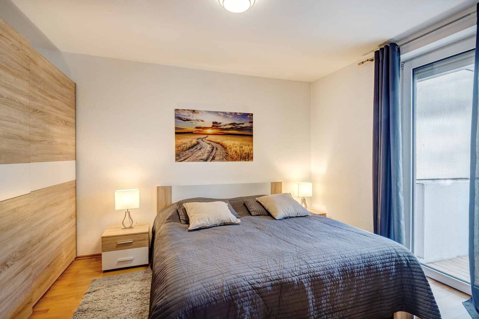 Bright 2-room apartment with two balconies for rent - Photo 5