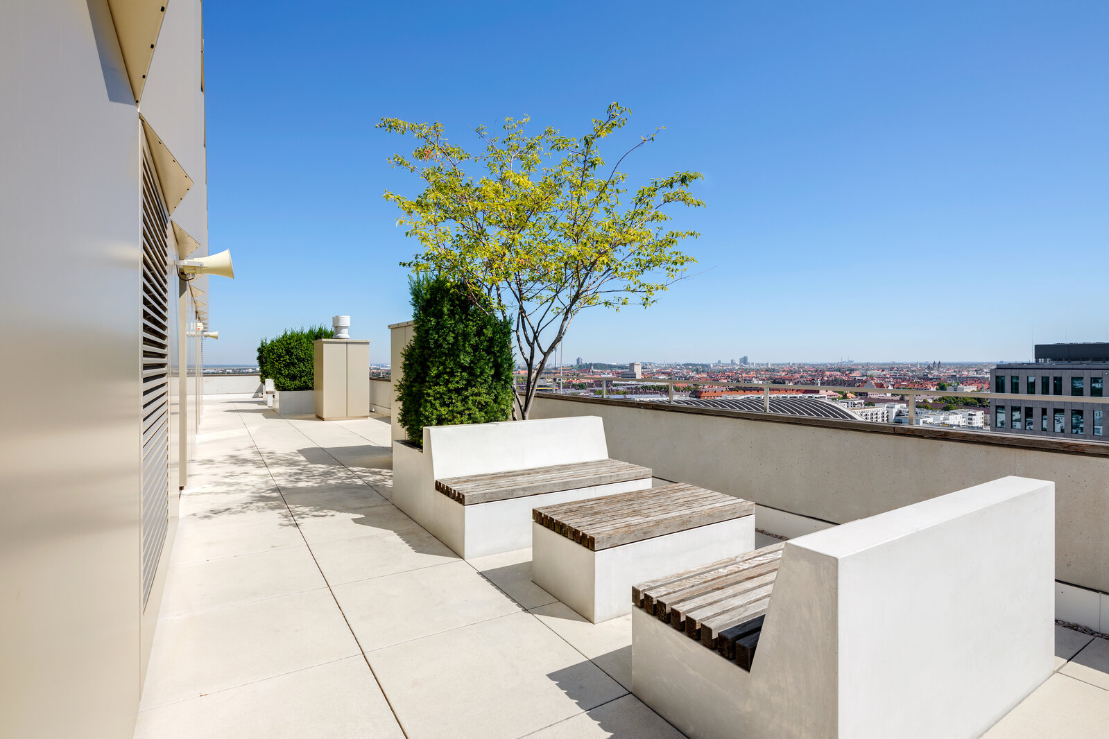 Top furnished 1,5 room apartment in the FRIENDS Tower - Foto 1