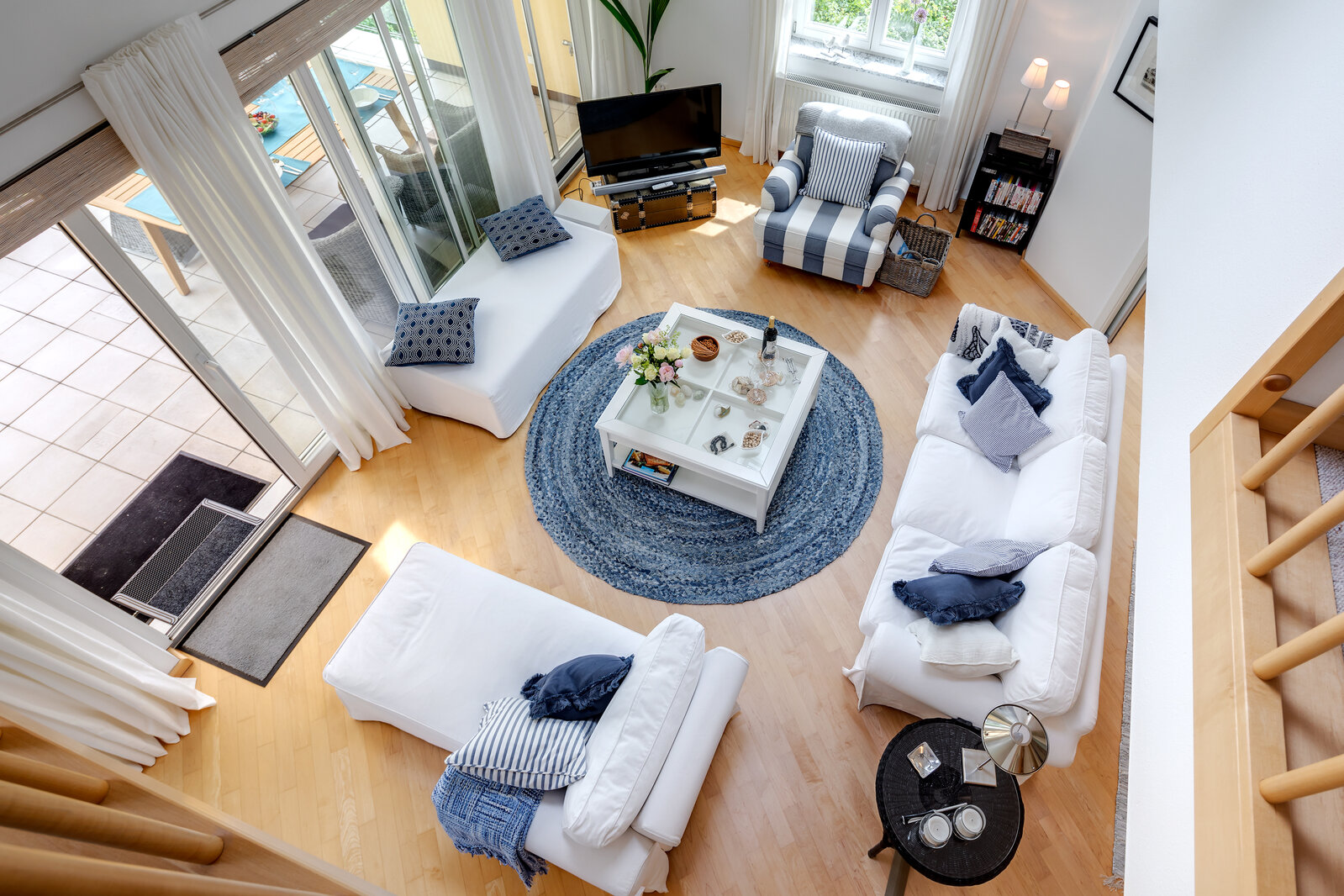 Sunny gallery apartment near Lake Starnberg - Photo 1