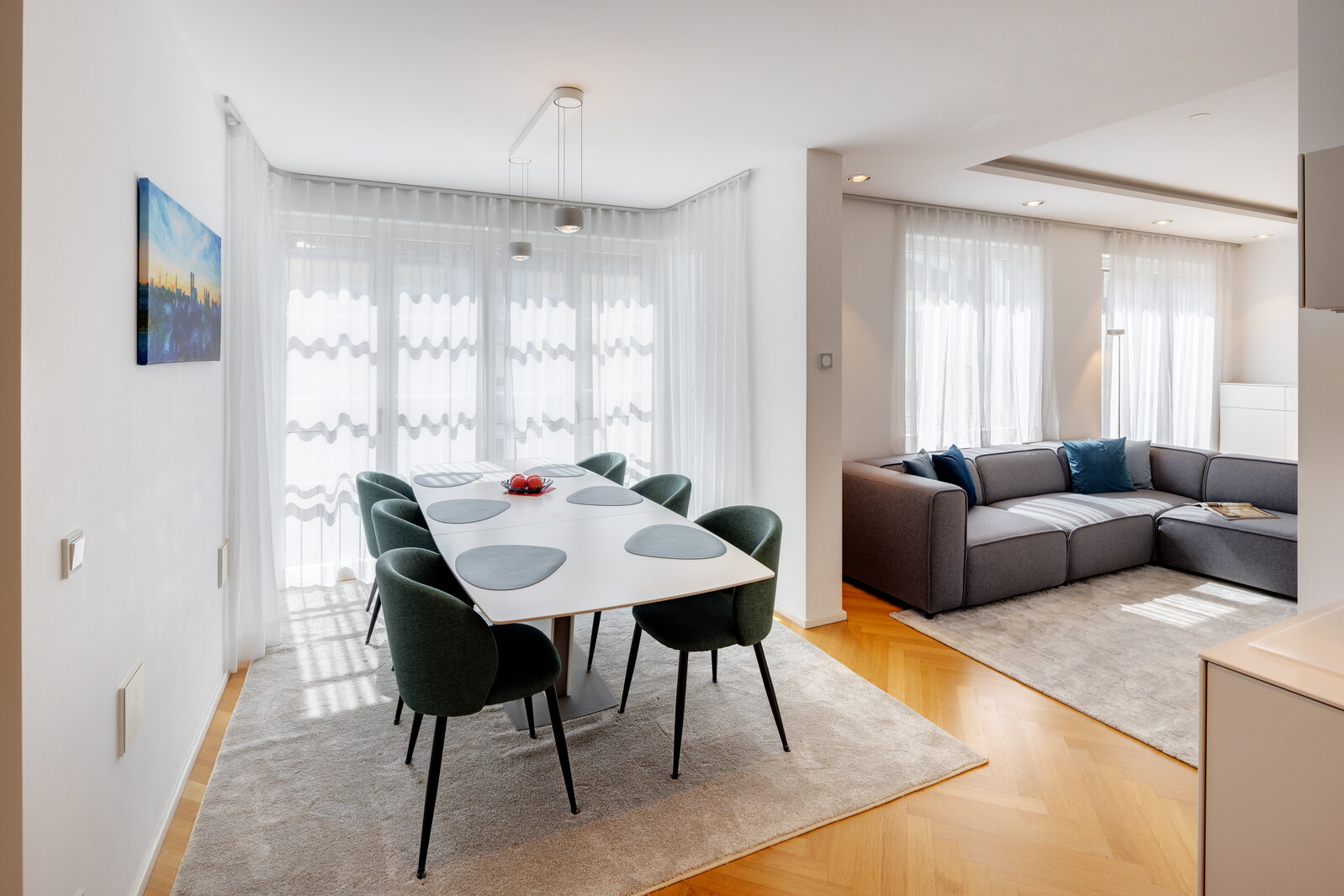 High-quality apartment for rent in exclusive location - Photo 3