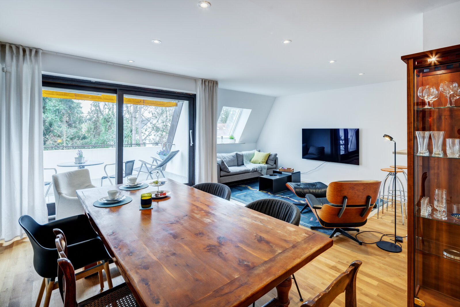 Top floor apartment with designer furnishings for rent - Foto 4