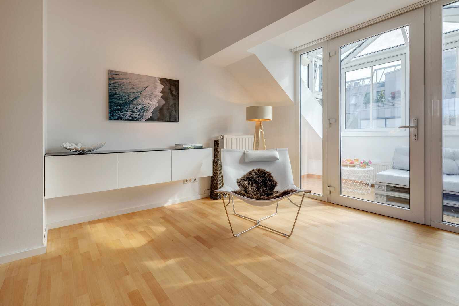 Light-flooded 2-room apartment in Munich-Schwabing - Photo 5
