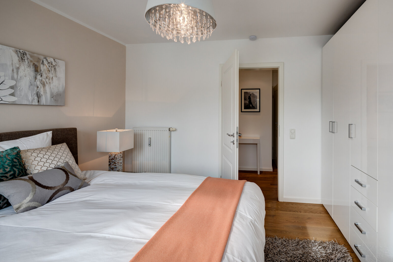 Furnished 4-room premium apartment with roof terrace - Photo 4