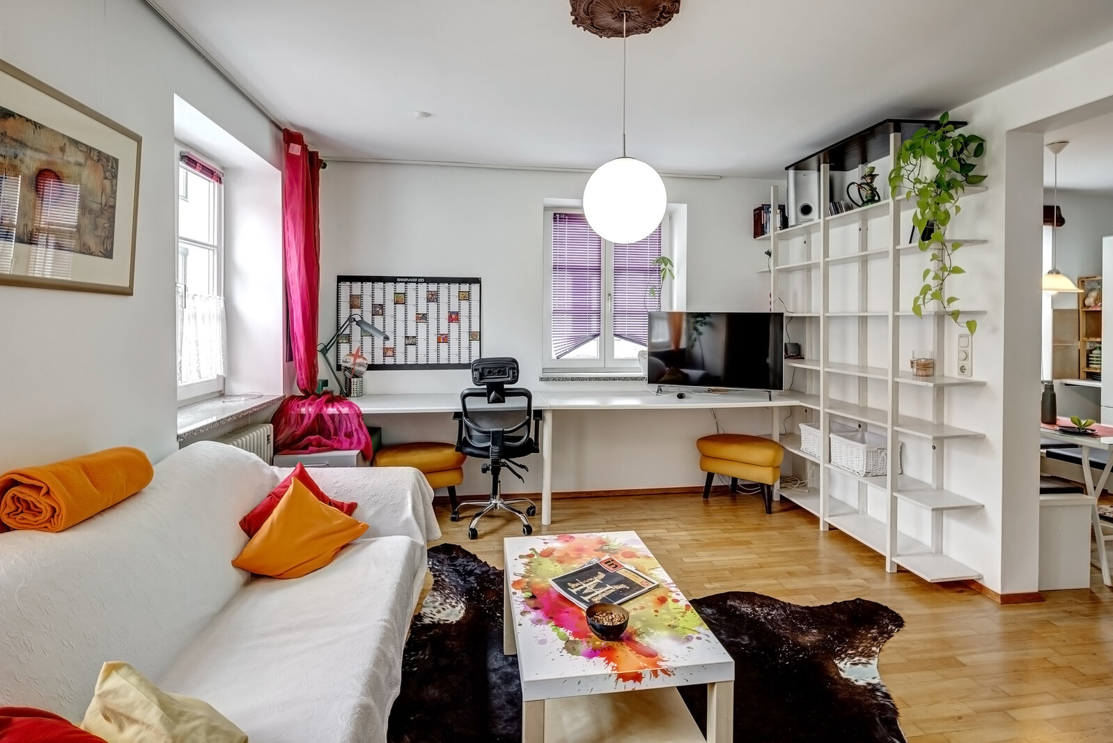 Sunny, nicely furnished apartment with storage room - Photo 2