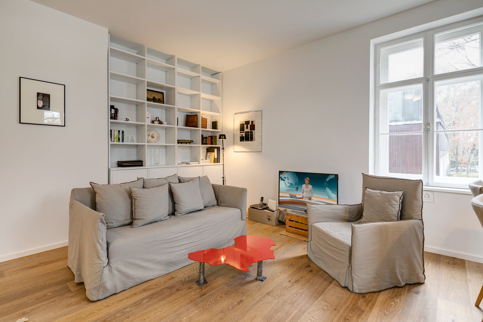 Prime location! Temporary living near Nymphenburg Palace - Photo 1