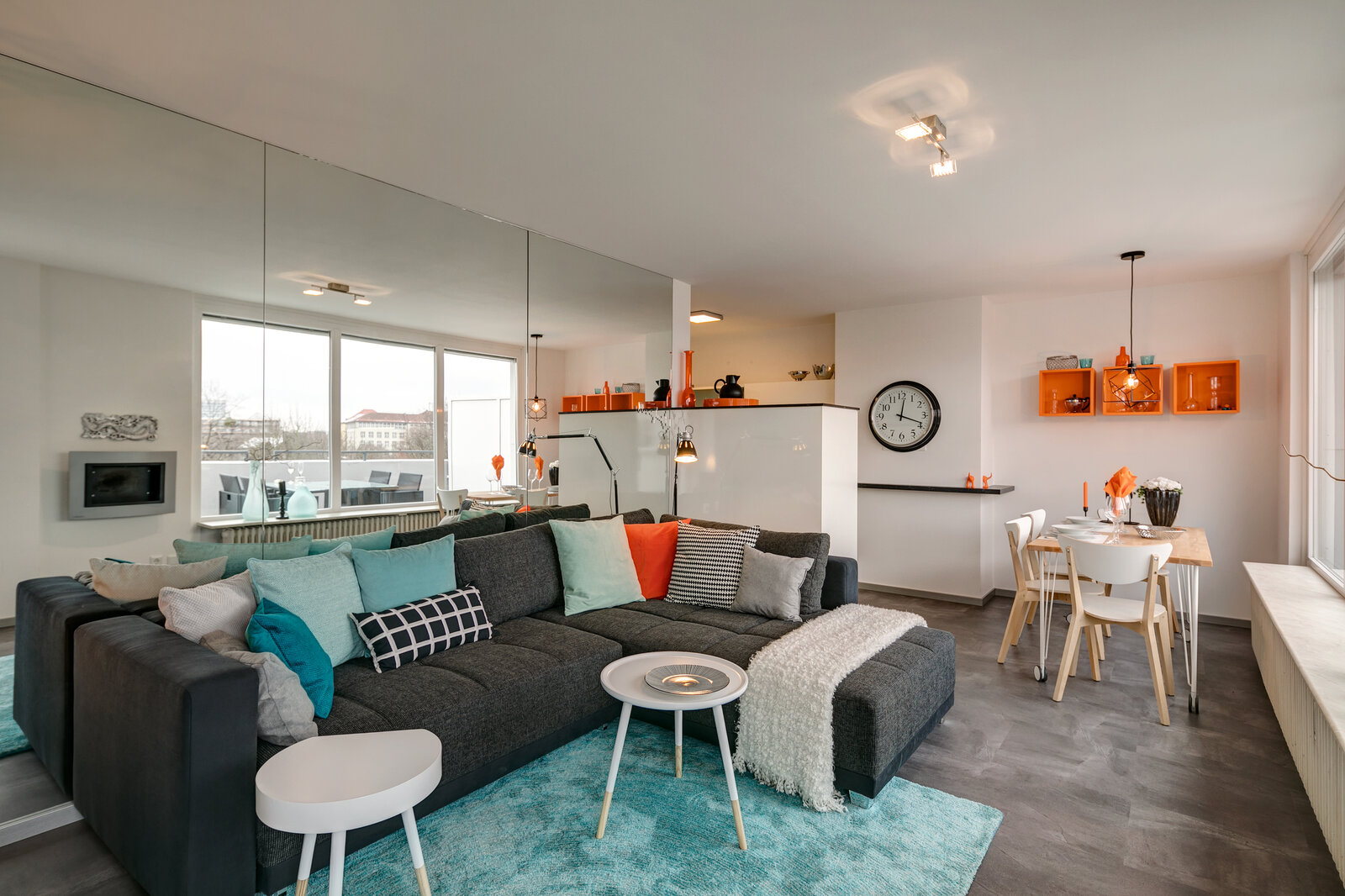 Modern 2,5 room apartment with roof terrace - Photo 2