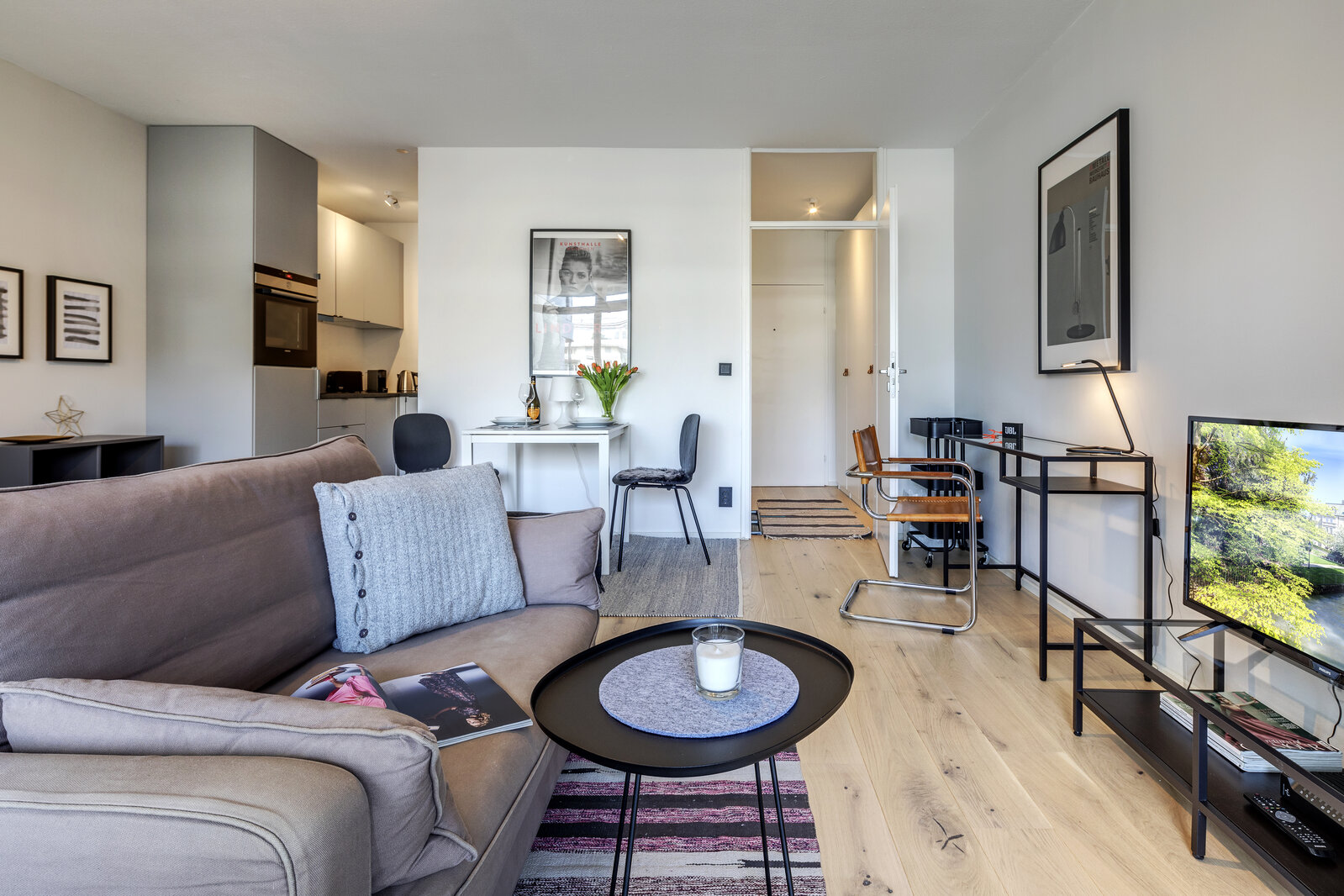 Stylishly furnished apartment - Foto 1