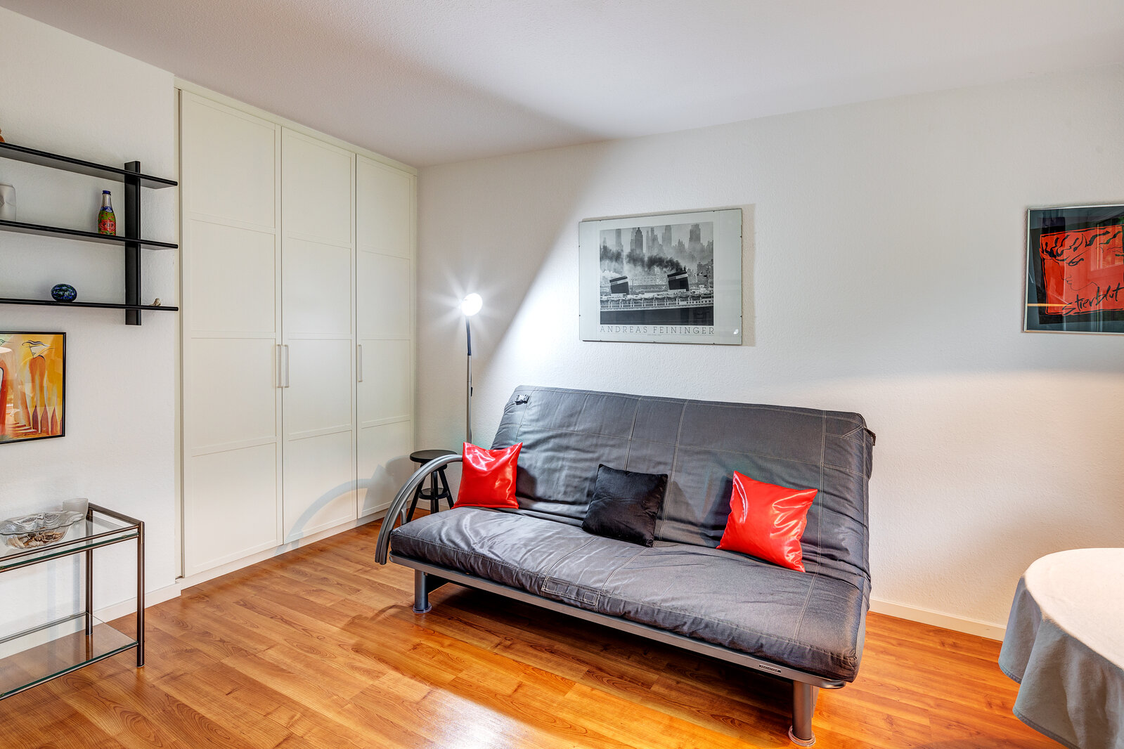 Best location, near university and Leopoldstrasse - Photo 2
