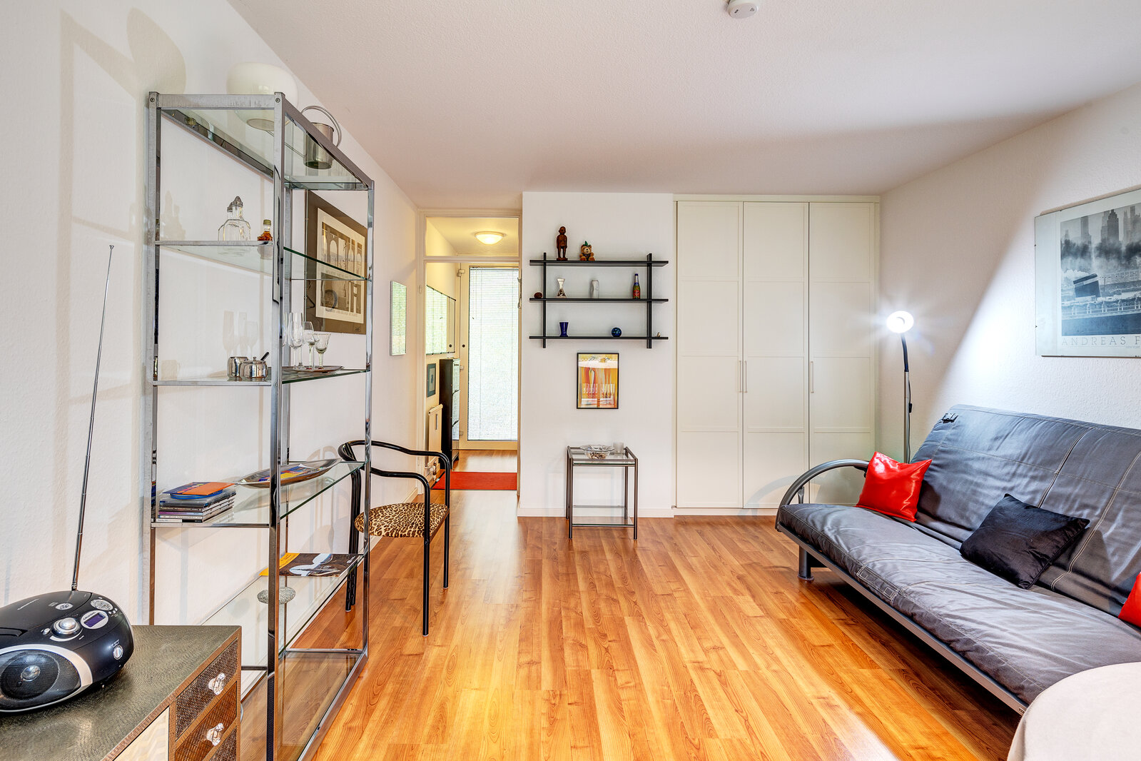 Best location, near university and Leopoldstrasse - Photo 4