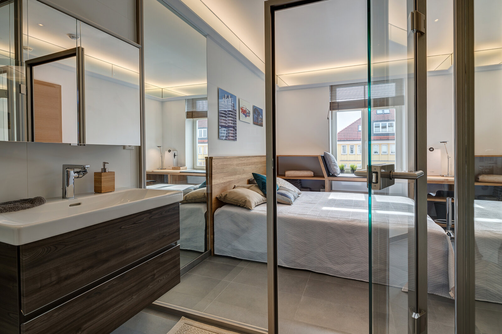 Premium living: Very beautiful, modern 2-room apartment near Prinzregentenplatz - Photo 5