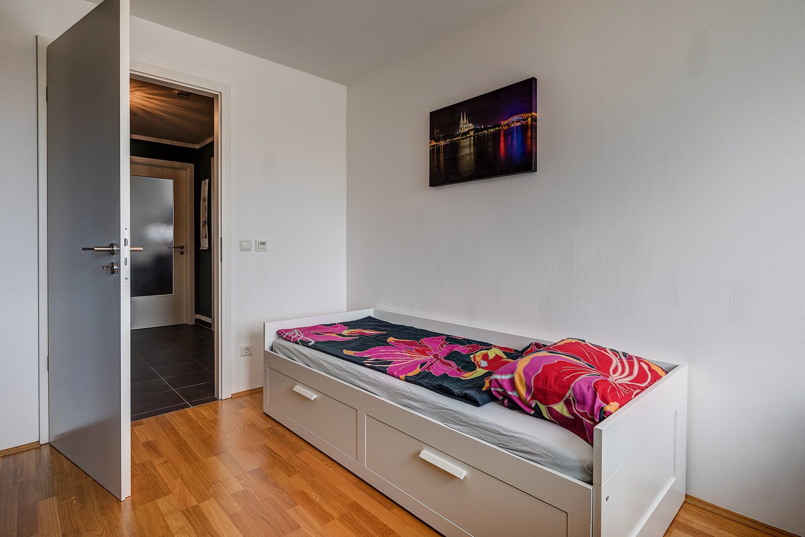 Beautiful 3-room apartment with modern kitchen in Neubiberg - Foto 5