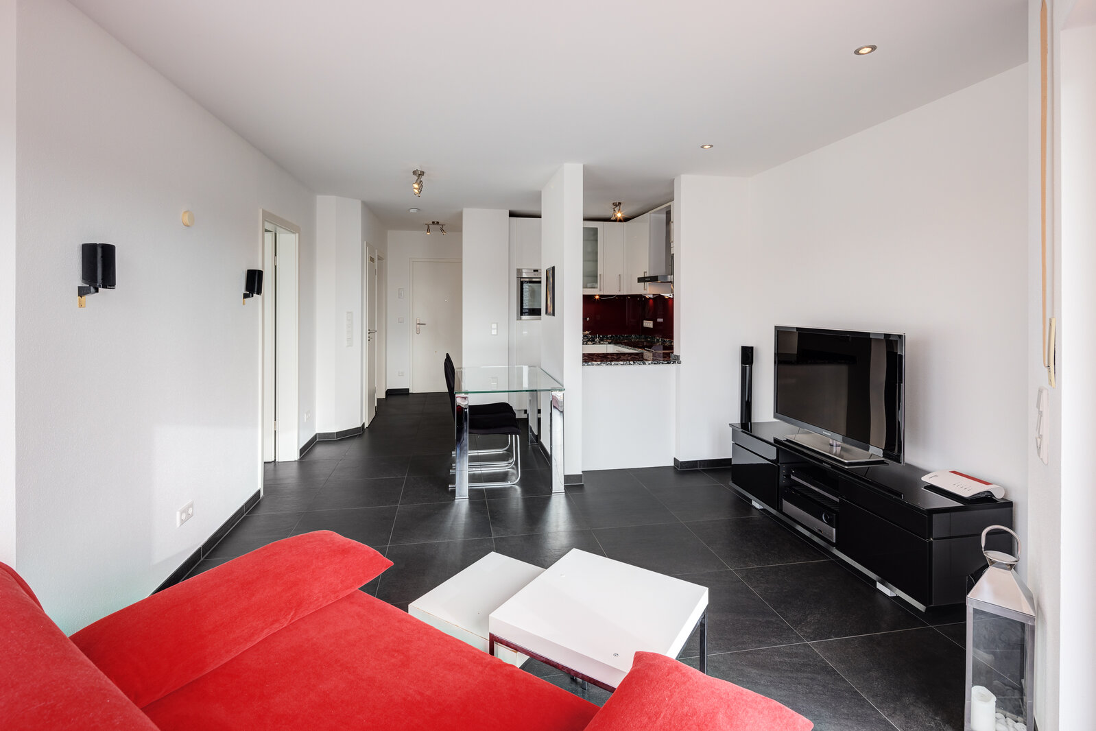 Furnished 2-room apartment in a good residential area - Photo 4