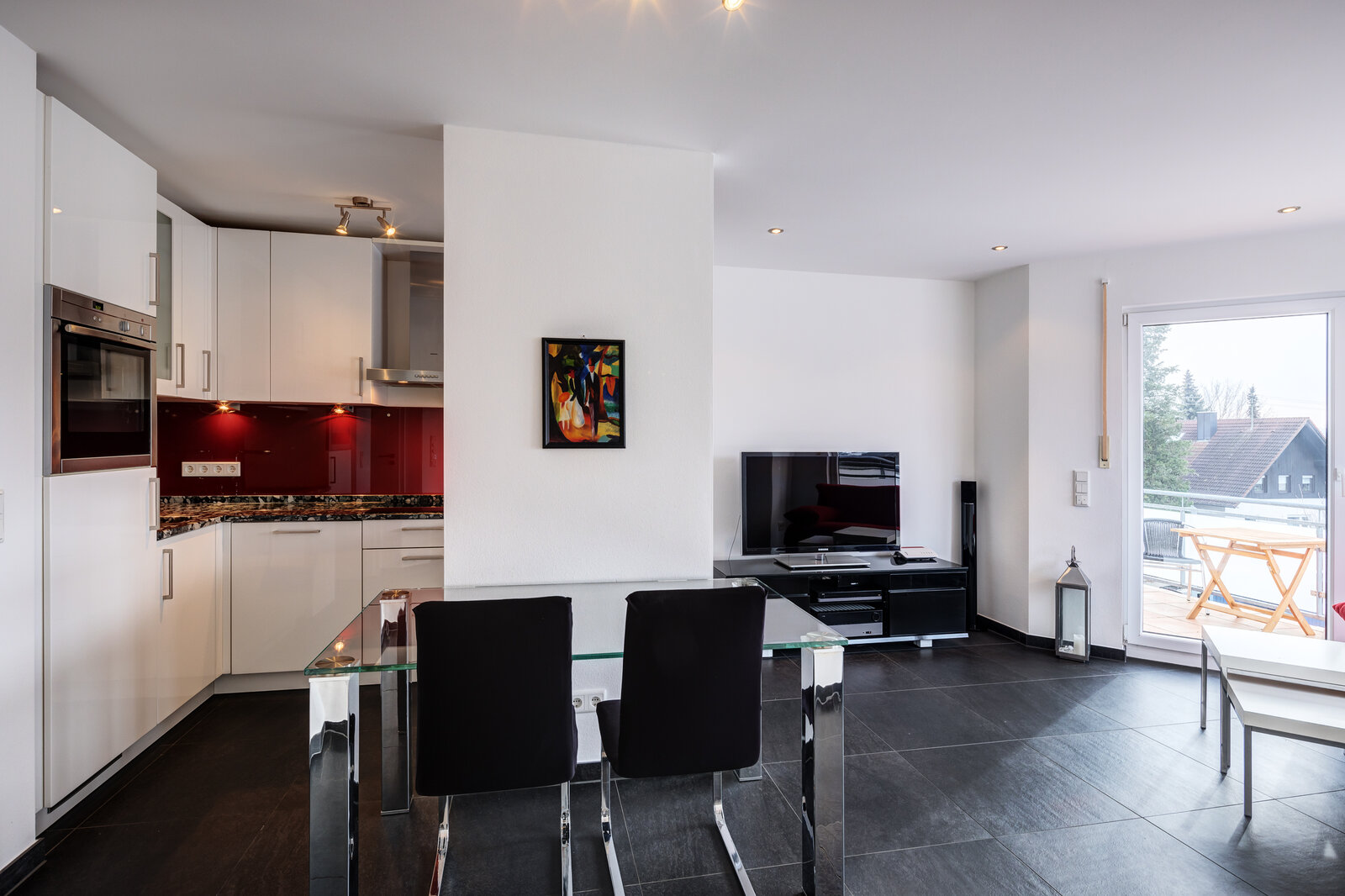 Furnished 2-room apartment in a good residential area - Photo 2