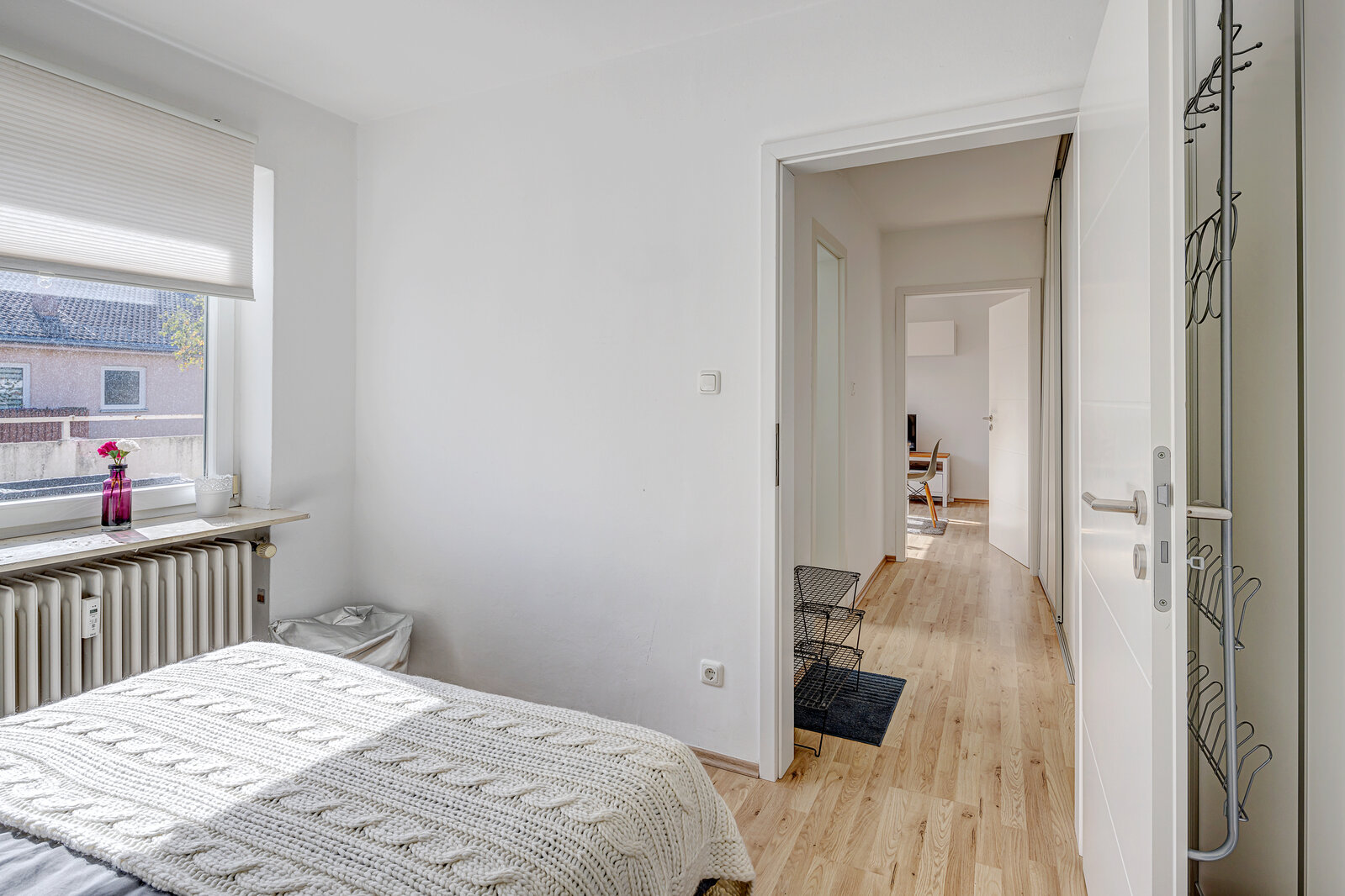 Bright apartment with large roof terrace for rent - Photo 5