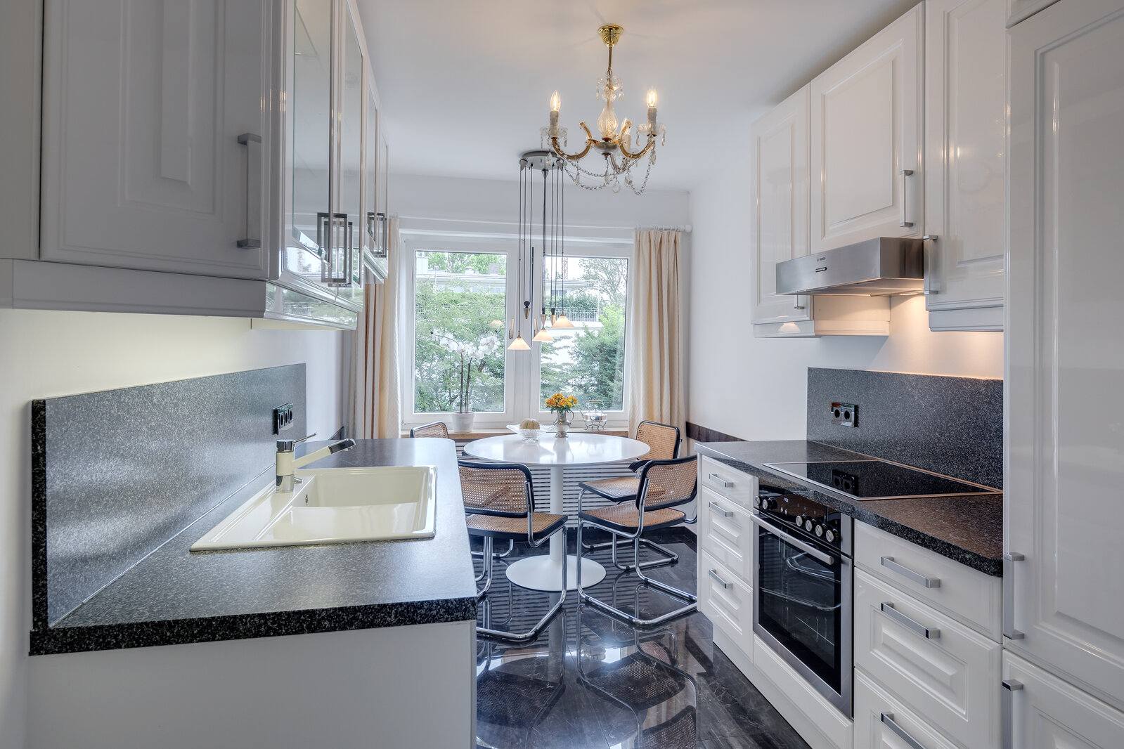 Luxurious 3-room apartment in Herzogpark - Photo 5