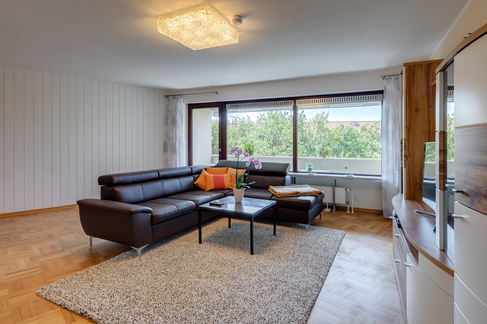 Spacious 3-room apartment with 2 bathrooms - Photo 1