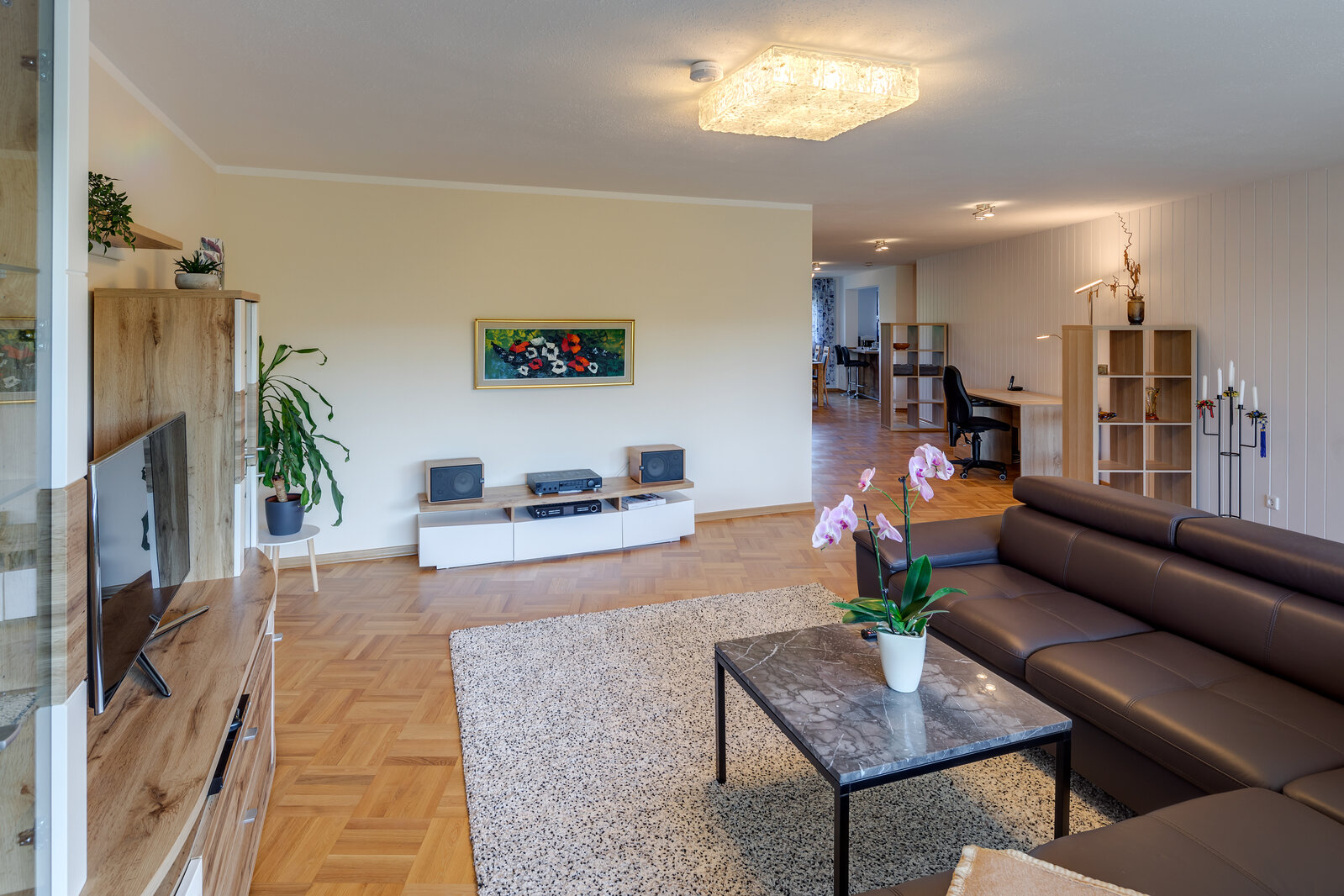Spacious 3-room apartment with 2 bathrooms - Photo 2