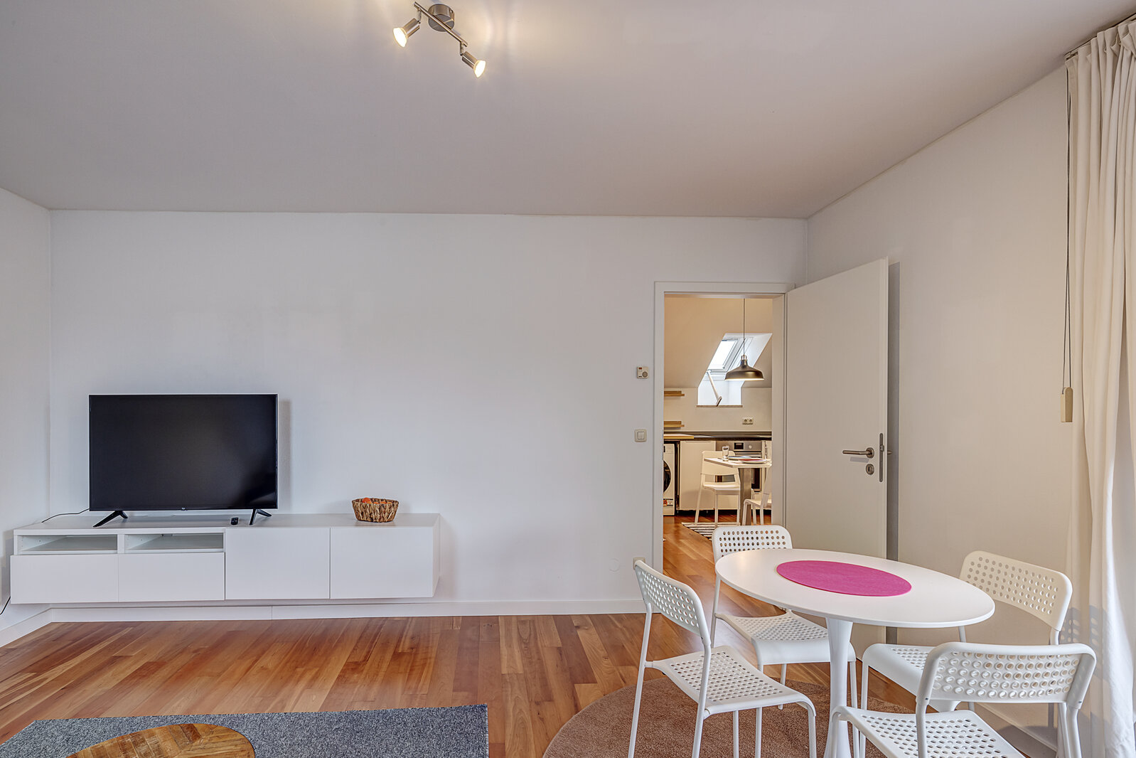 Apartment with good floorplan and roof-terrace - Photo 3
