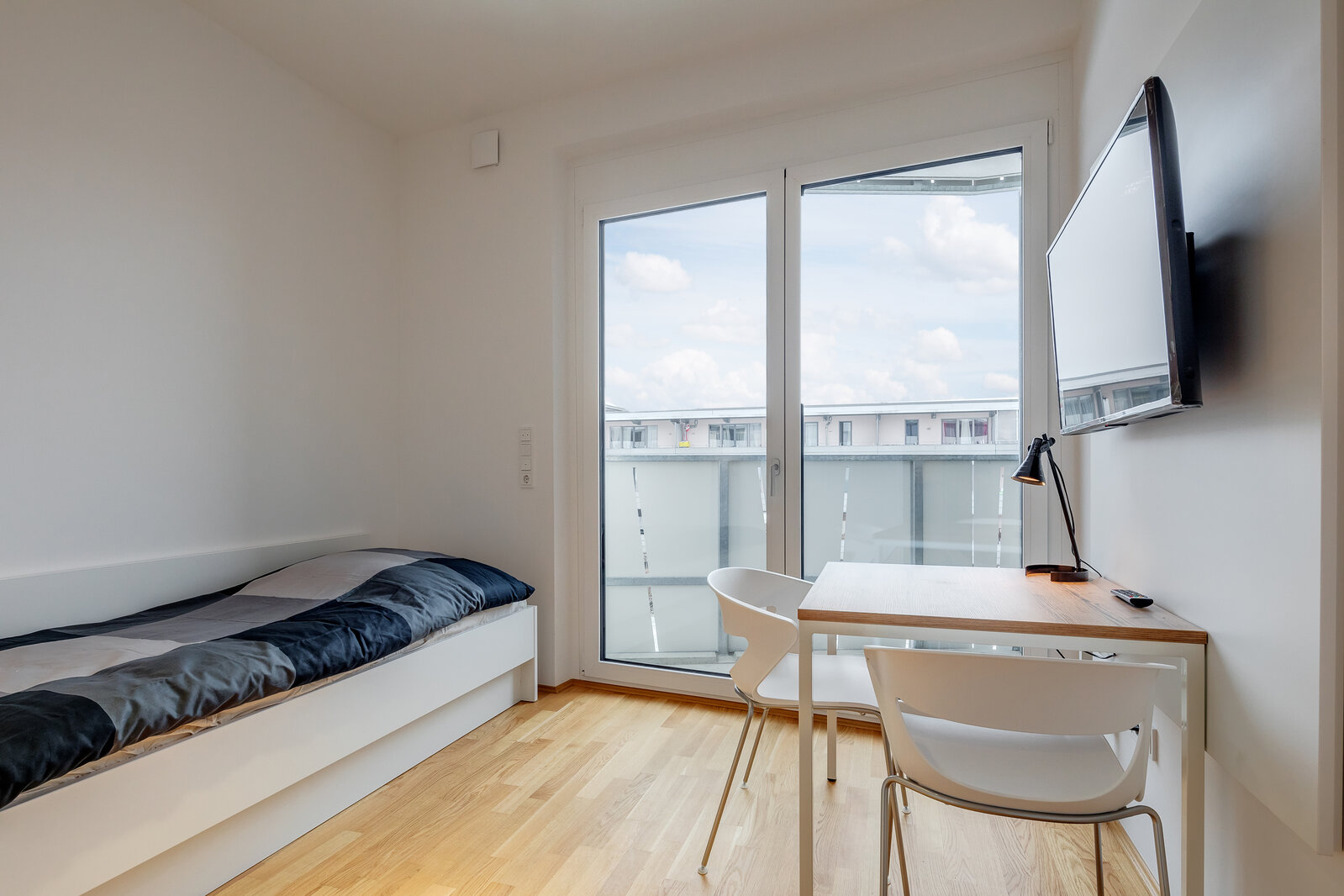 Modern 1-room studio in Munich-Riem - Photo 4