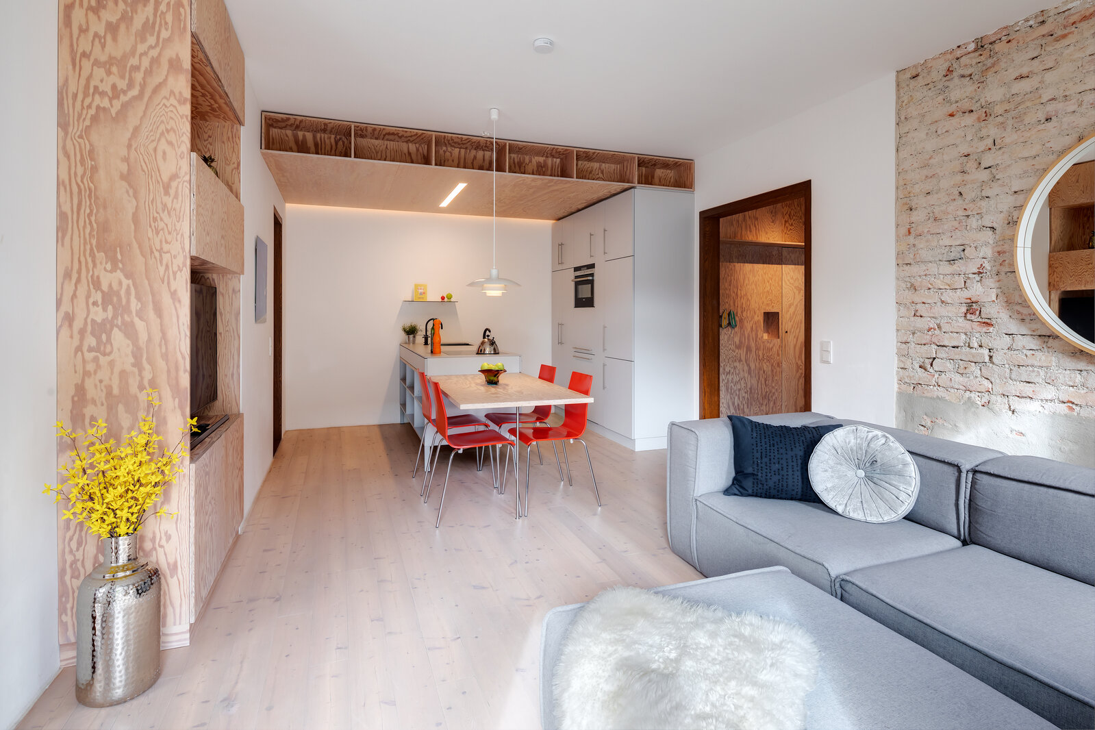 Stylish 3.5-room designer-apartment in Westend - Photo 2