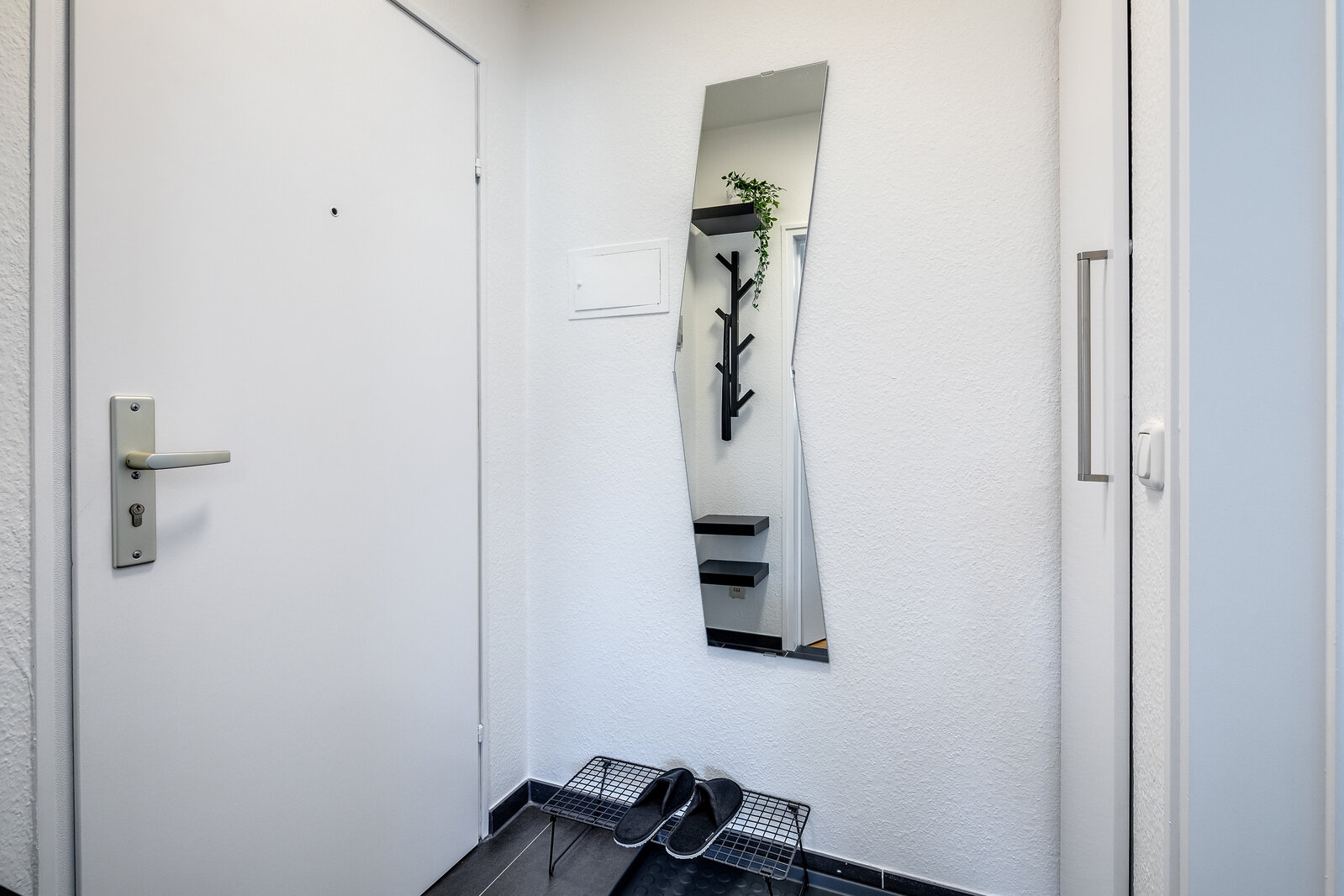 Modern apartment in quiet area for rent - Photo 2