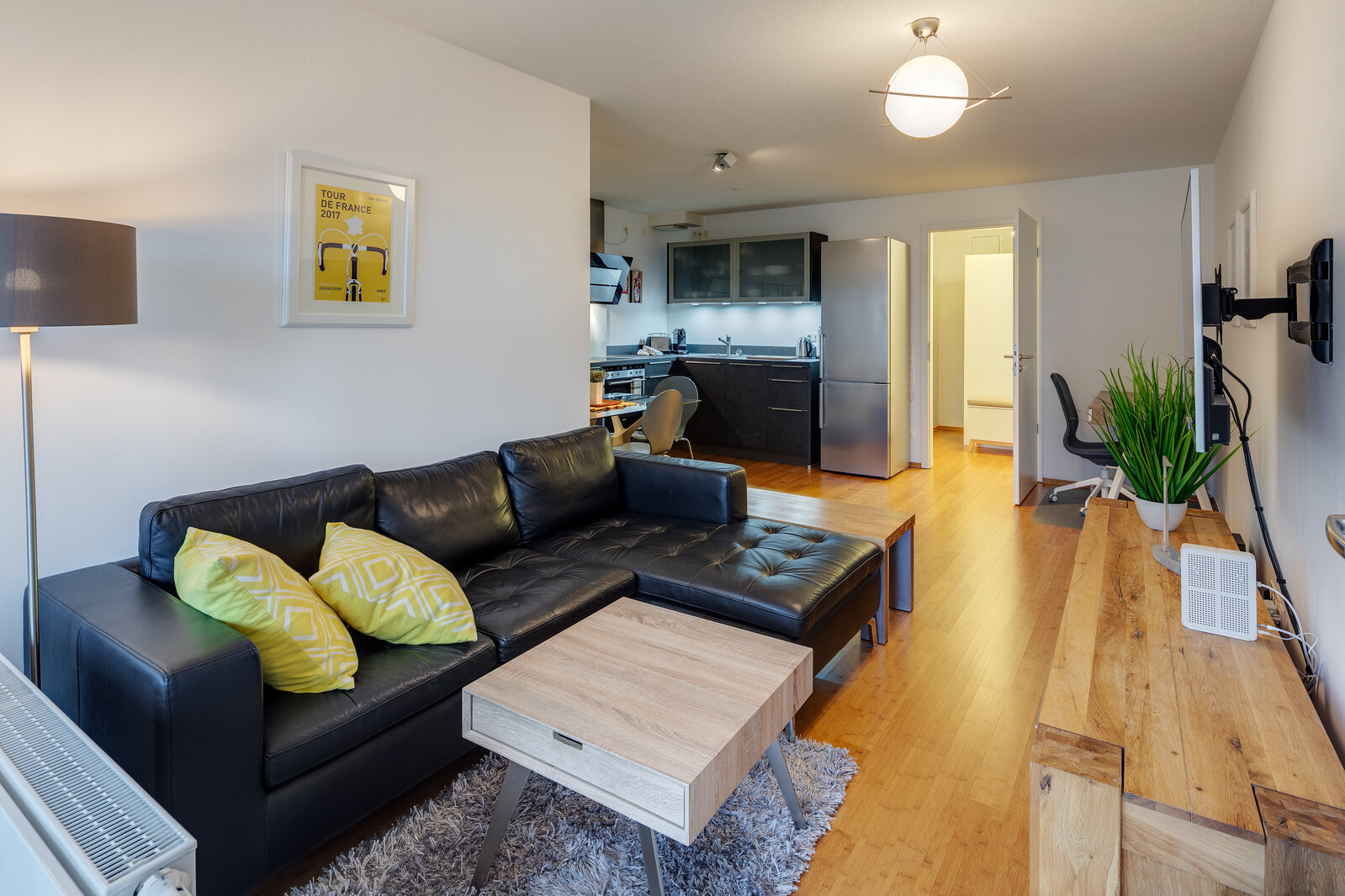 New construction from 2014: Modern, high-quality furnished apartment at the Westpark - Photo 1