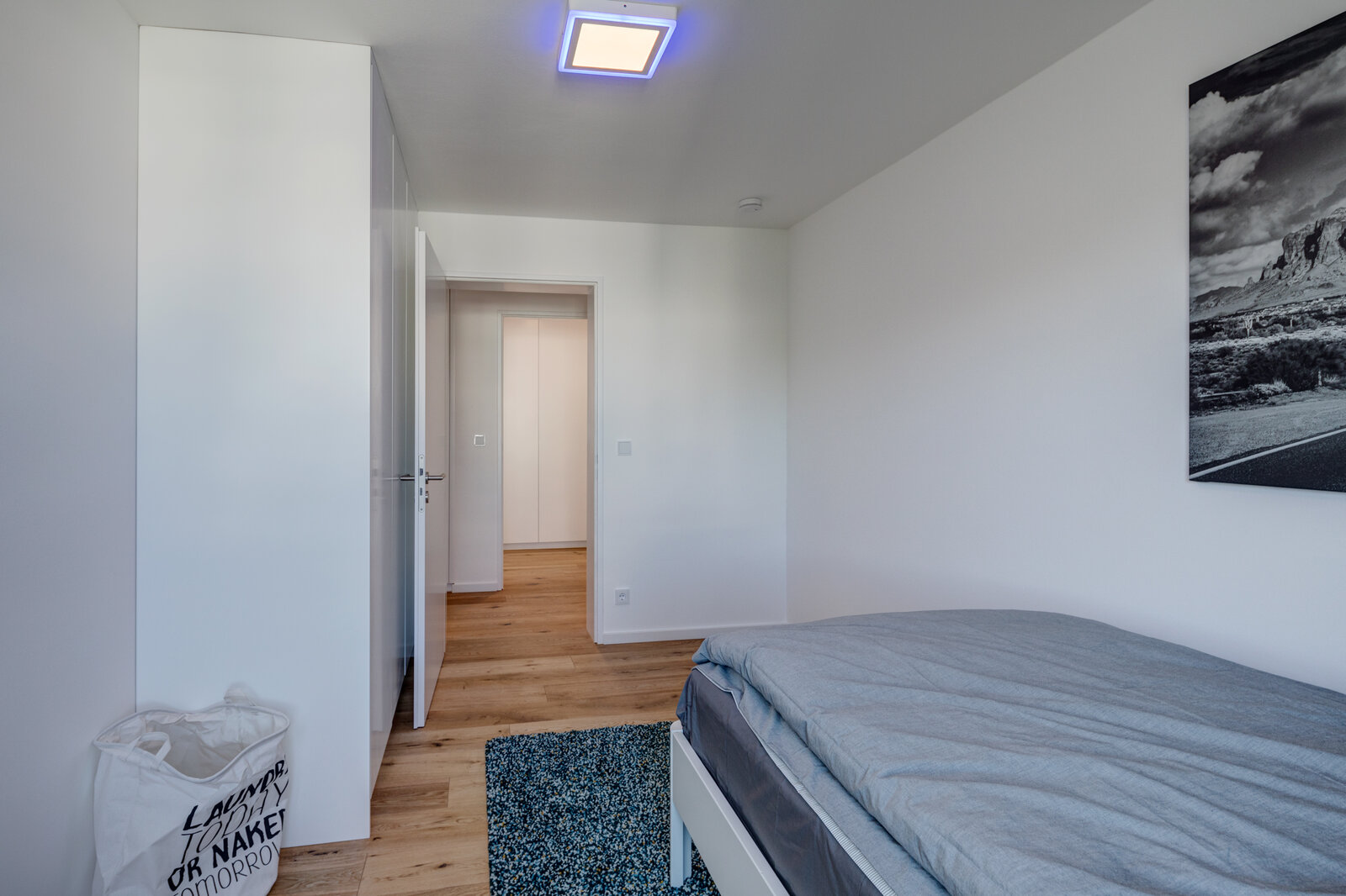 First occupancy after renovation: Furnished 3-room apartment - Photo 5
