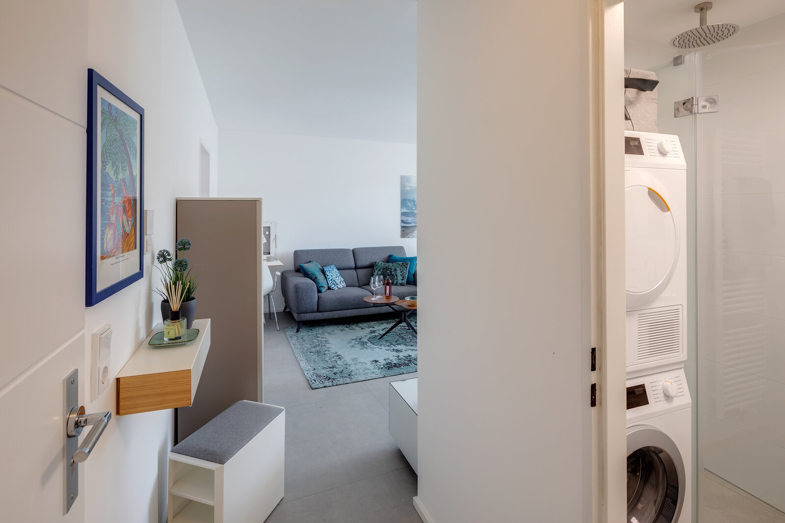 Trendy 2-room apartment with loggia - Photo 5