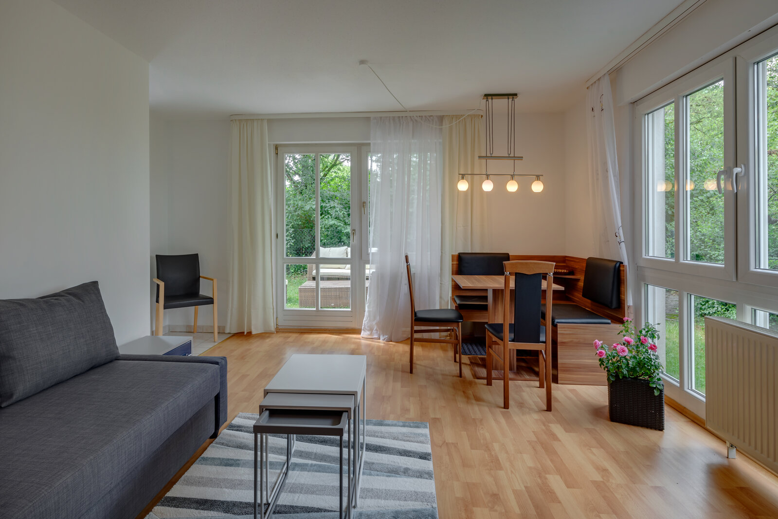 Lerchenau: Very quiet 2-room ground floor apartment - Photo 2