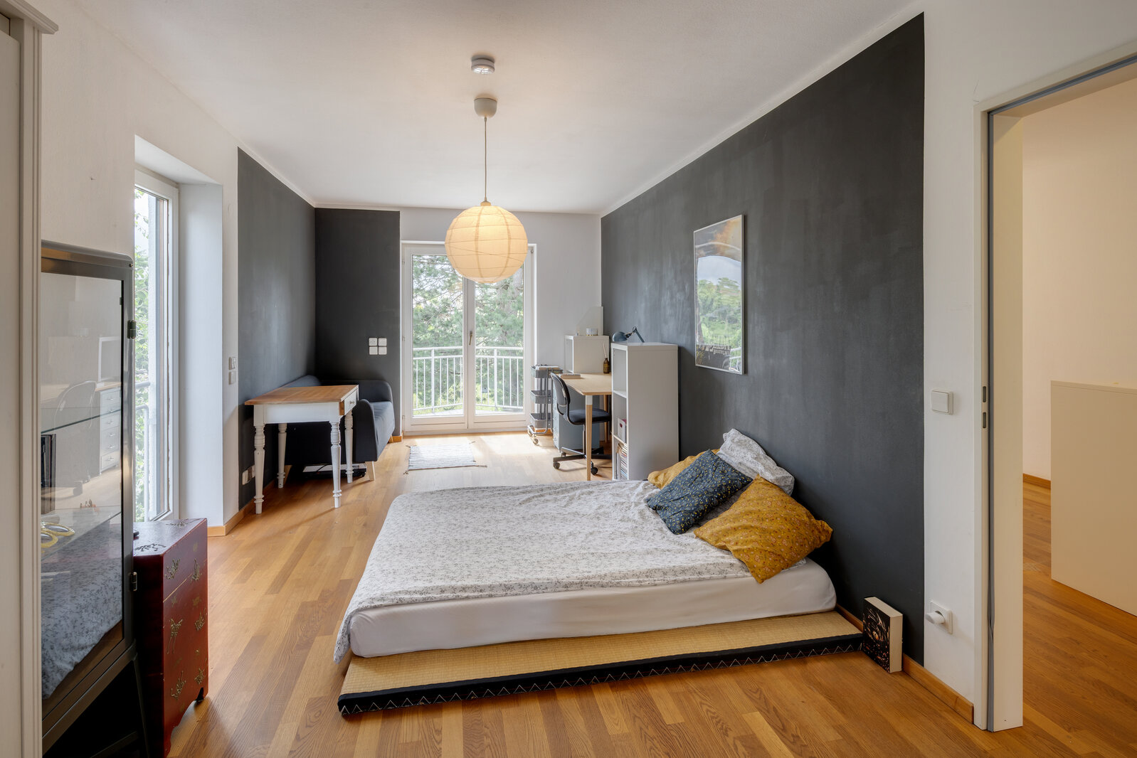 Generous semi-detached house with large garden - Foto 4