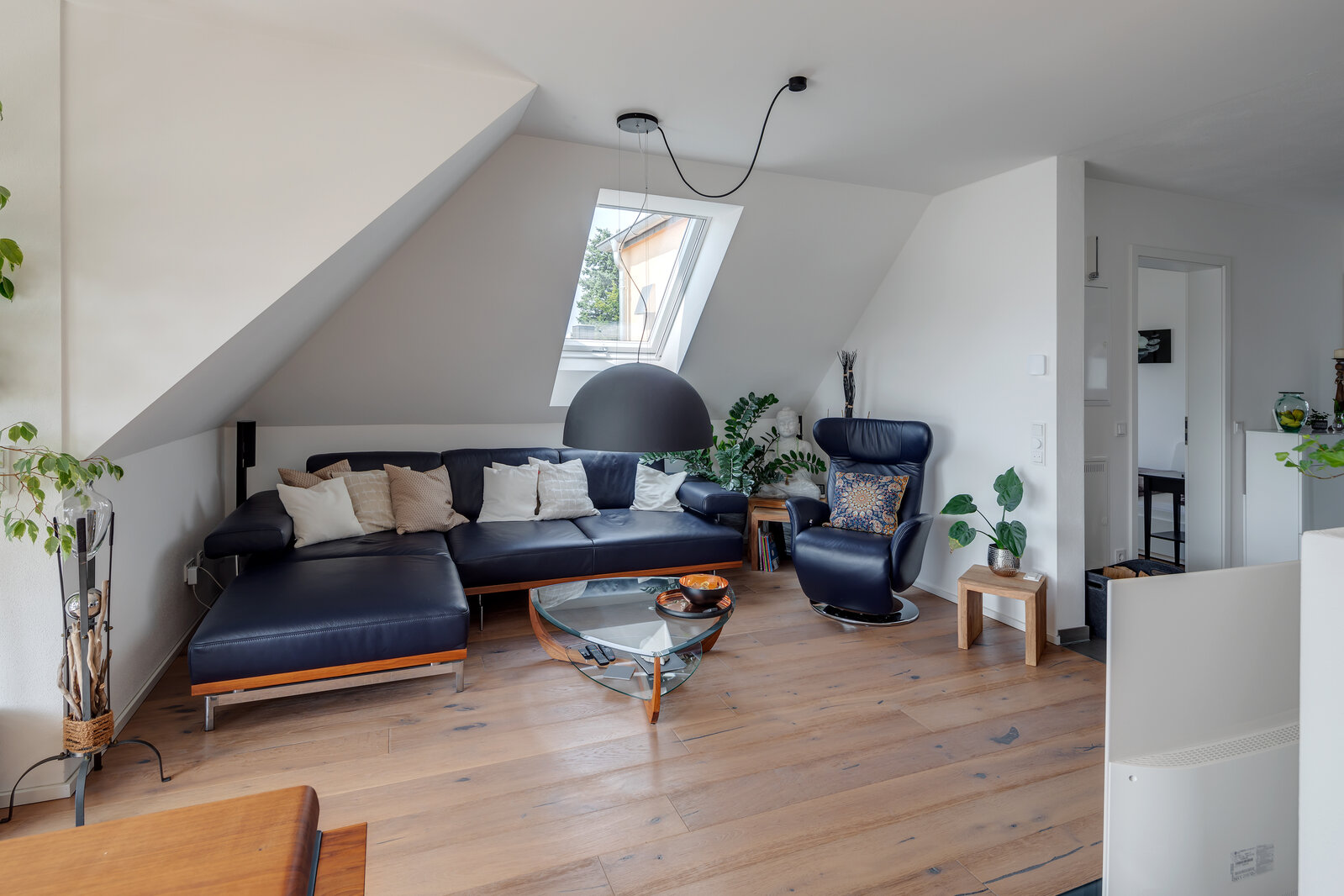 Modern apartment with roof terrace - Photo 1