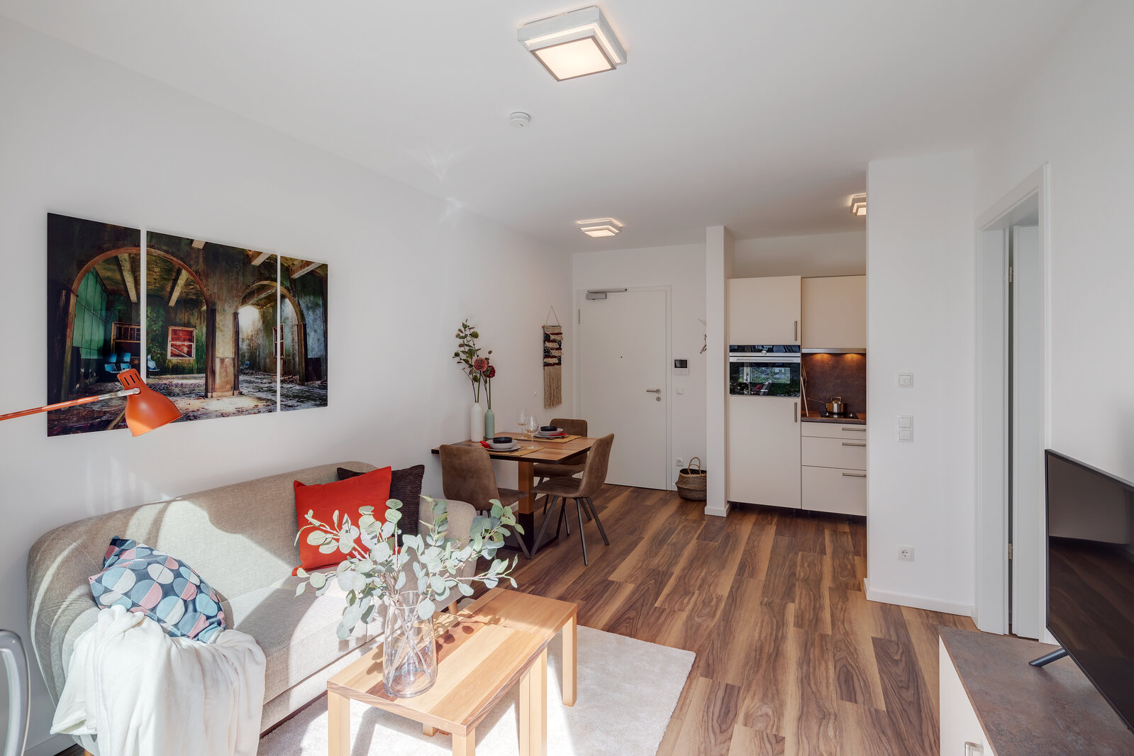 Rear building: ground floor apartment with terrace - Photo 4