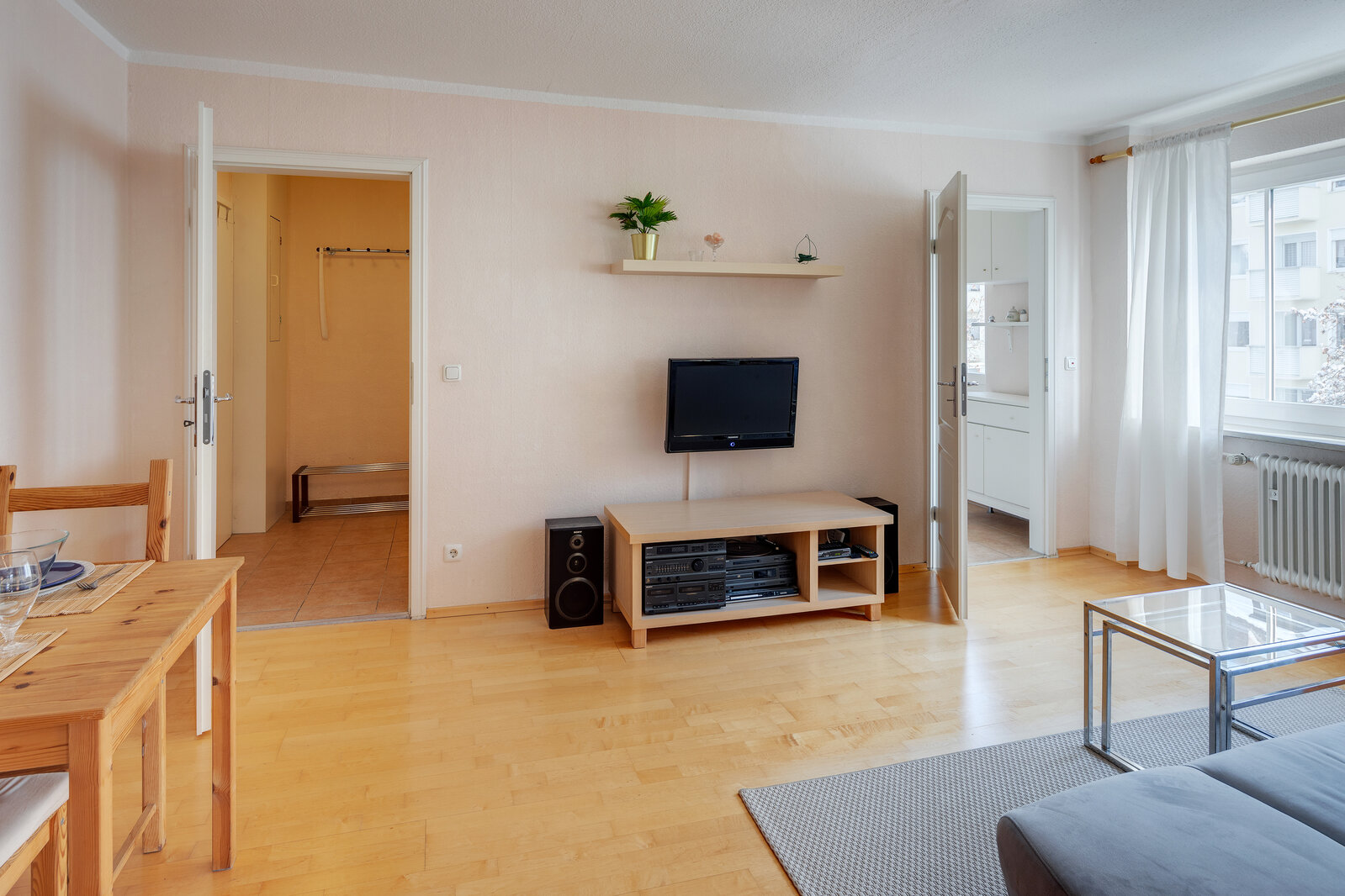 At Hohenzollernplatz - Beautiful bright apartment - Photo 2