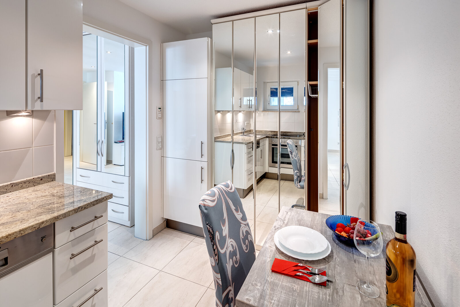 Furnished basement apartment in Haar - Photo 4